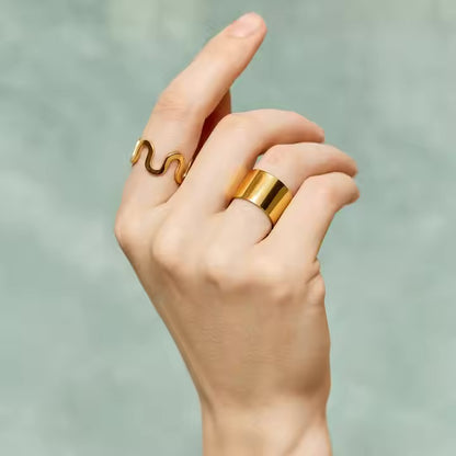 Beatrix Ring ( Adjustable)