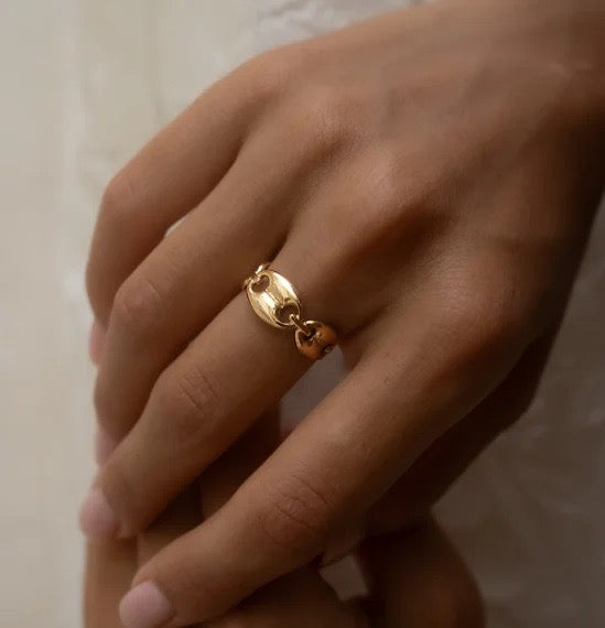 Cassandra Ring (Adjustable)