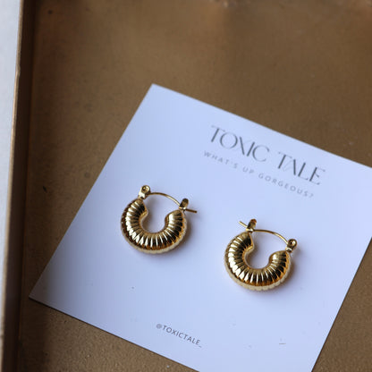 Mini Cordelia Hoops