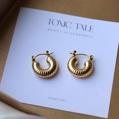 Mini Cordelia Hoops