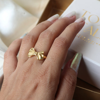 Clara Bow Ring