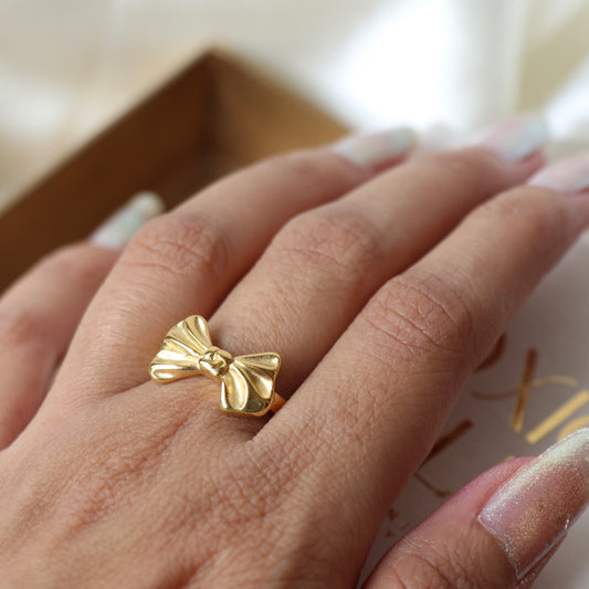 Clara Bow Ring
