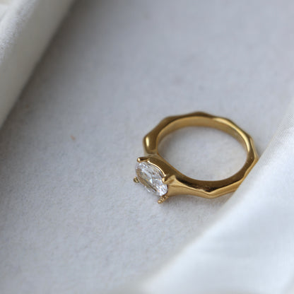 Jacqueline Diamond Ring