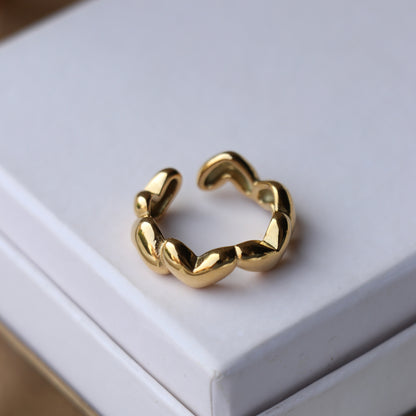 Bubbled Hearts Ring