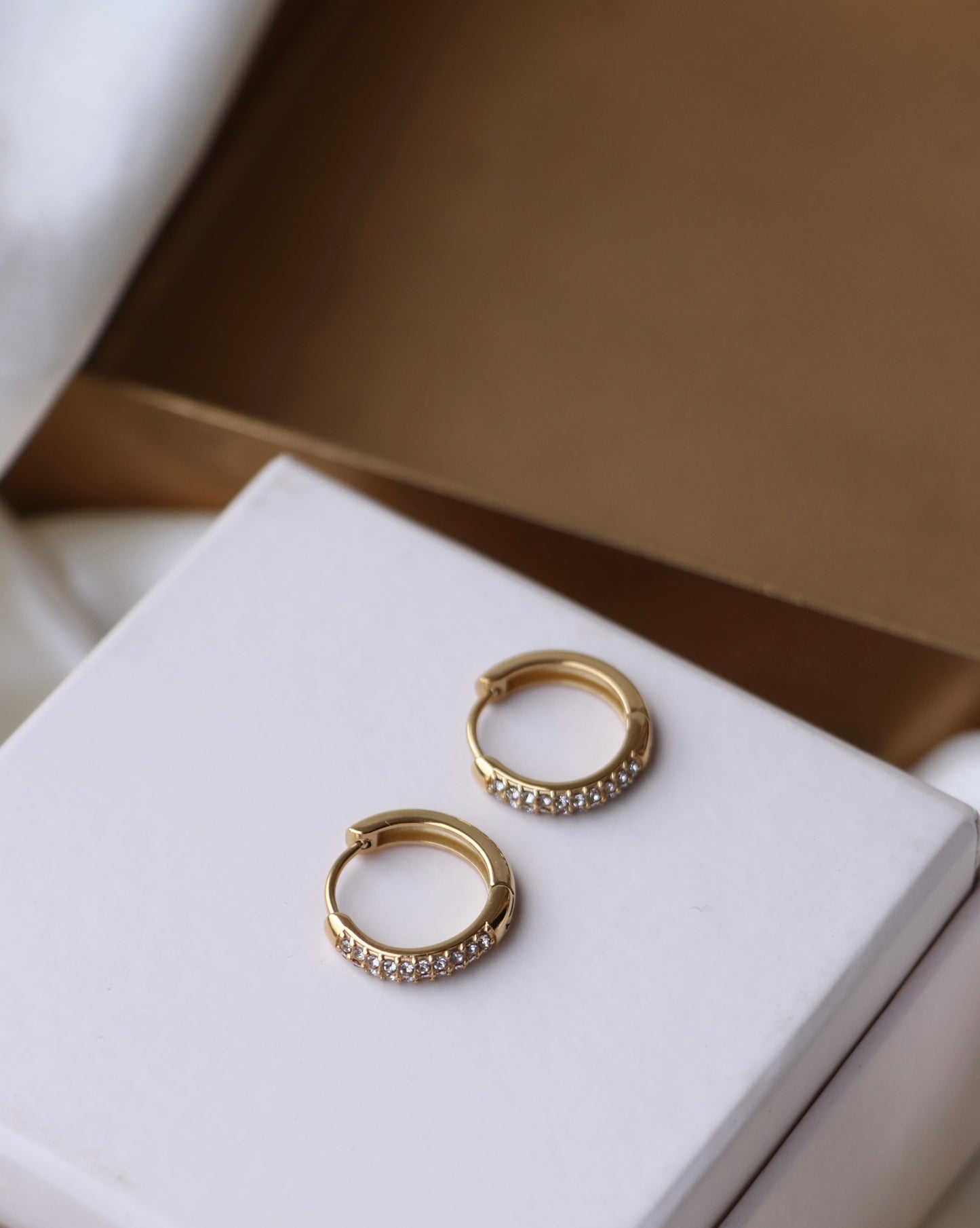 Heather Zirconia Hoops