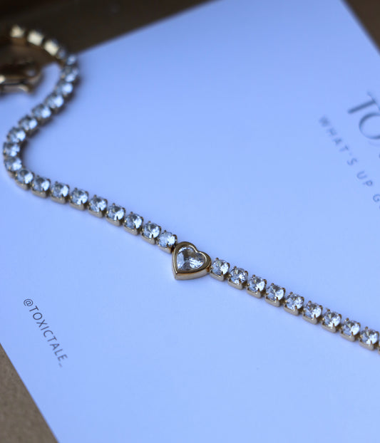 Jacqueline Dainty Zirconia Heart Bracelet