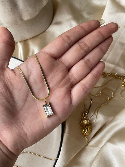 White Rheinstone Necklace