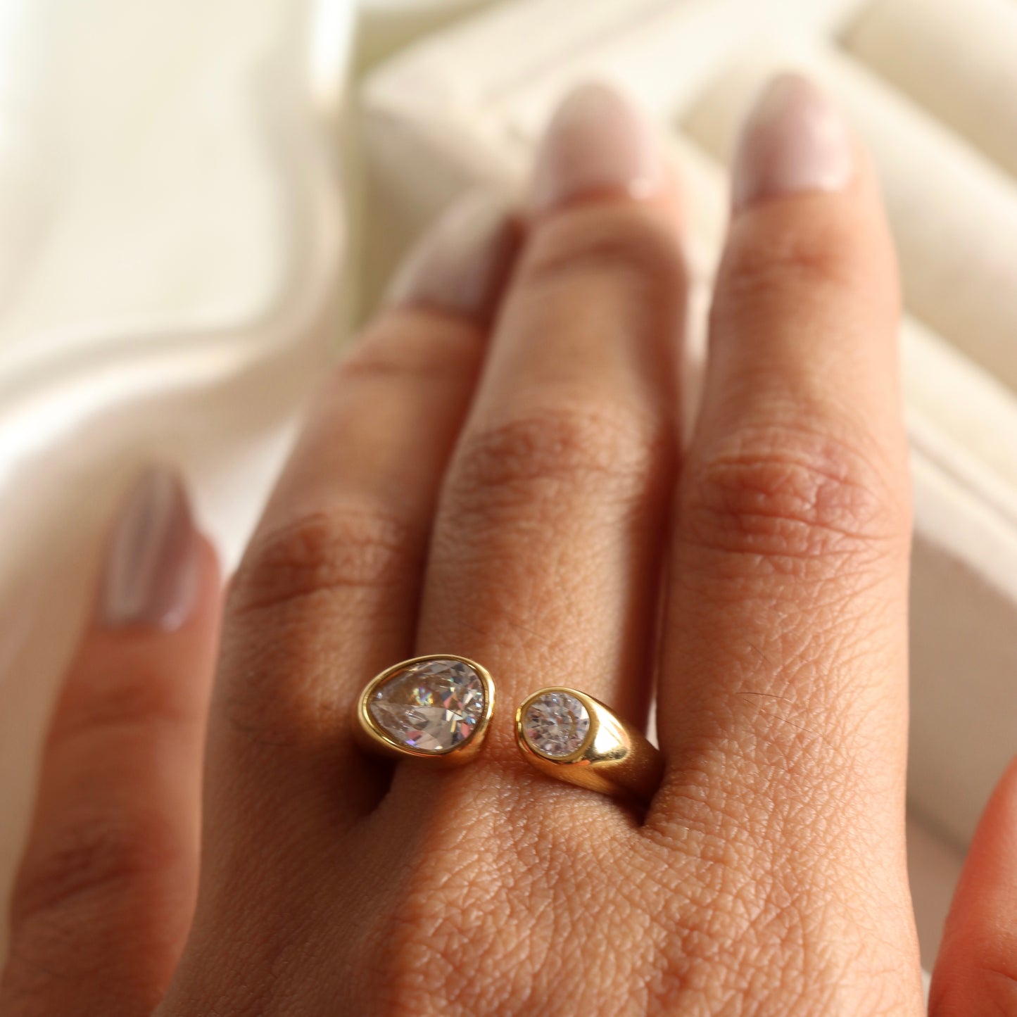 Rumi Zirconia Ring (Adjustable)