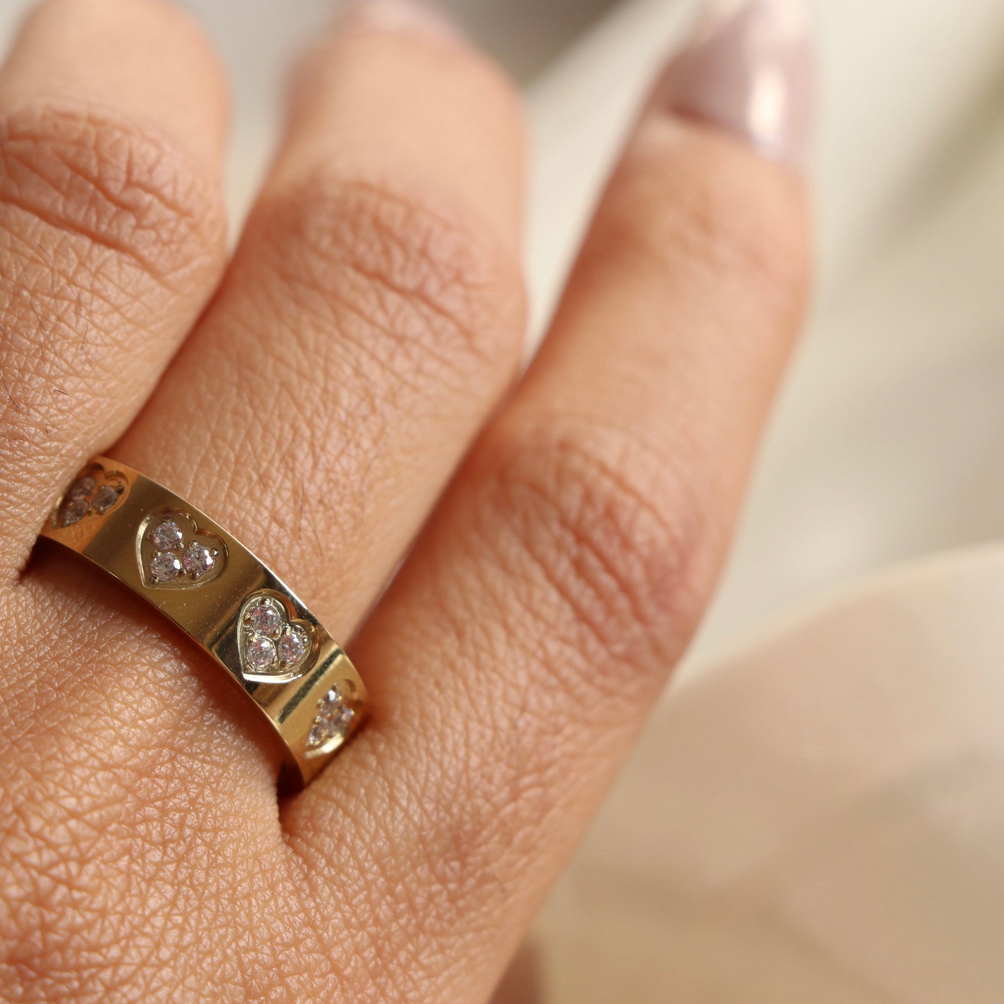 Zirconia Heart Band Ring