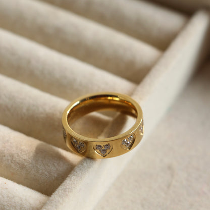 Zirconia Heart Band Ring