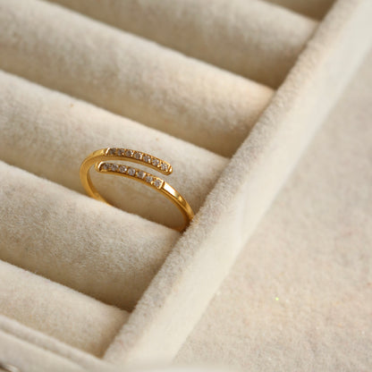 Zoe Zirconia Ring