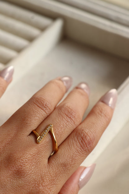 Inis Zirconia Ring