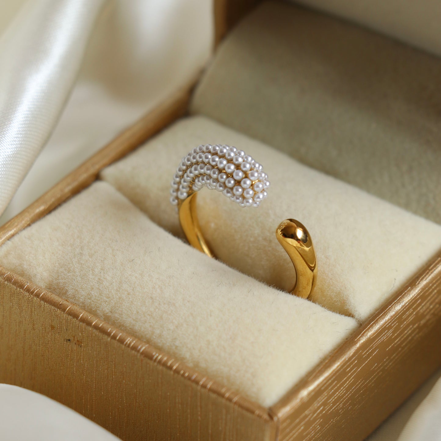 Irvine Pearl Ring (Adjustable)