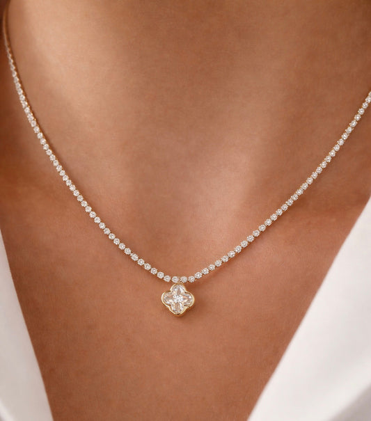 Dainty Zirconia Clover Diamond  Necklace