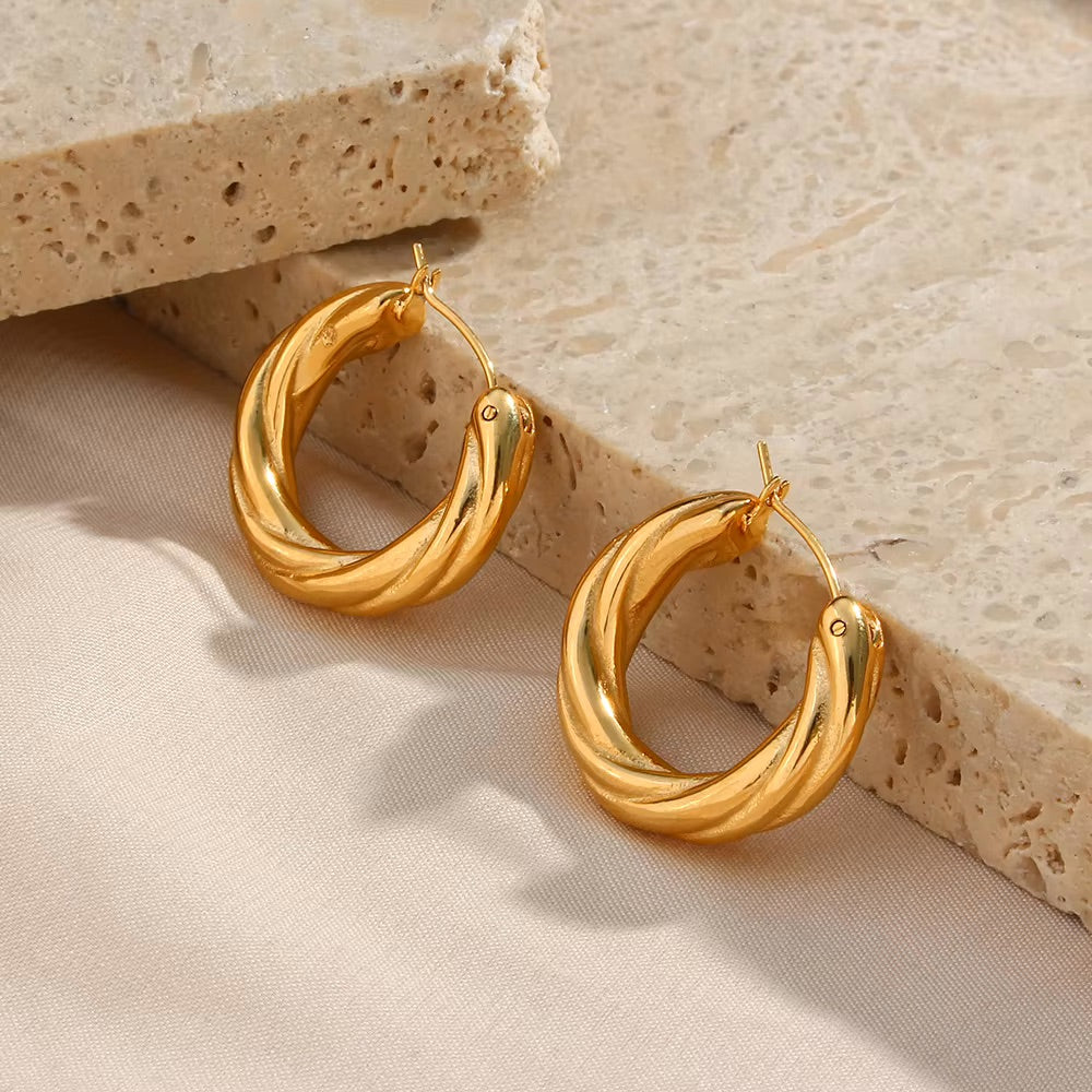 Must Have! Hoops