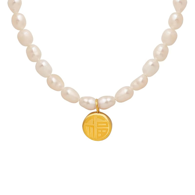 Lydia's Spell Natural Pearl Necklace
