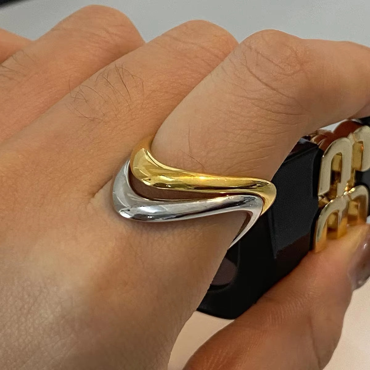 Sia Band Ring