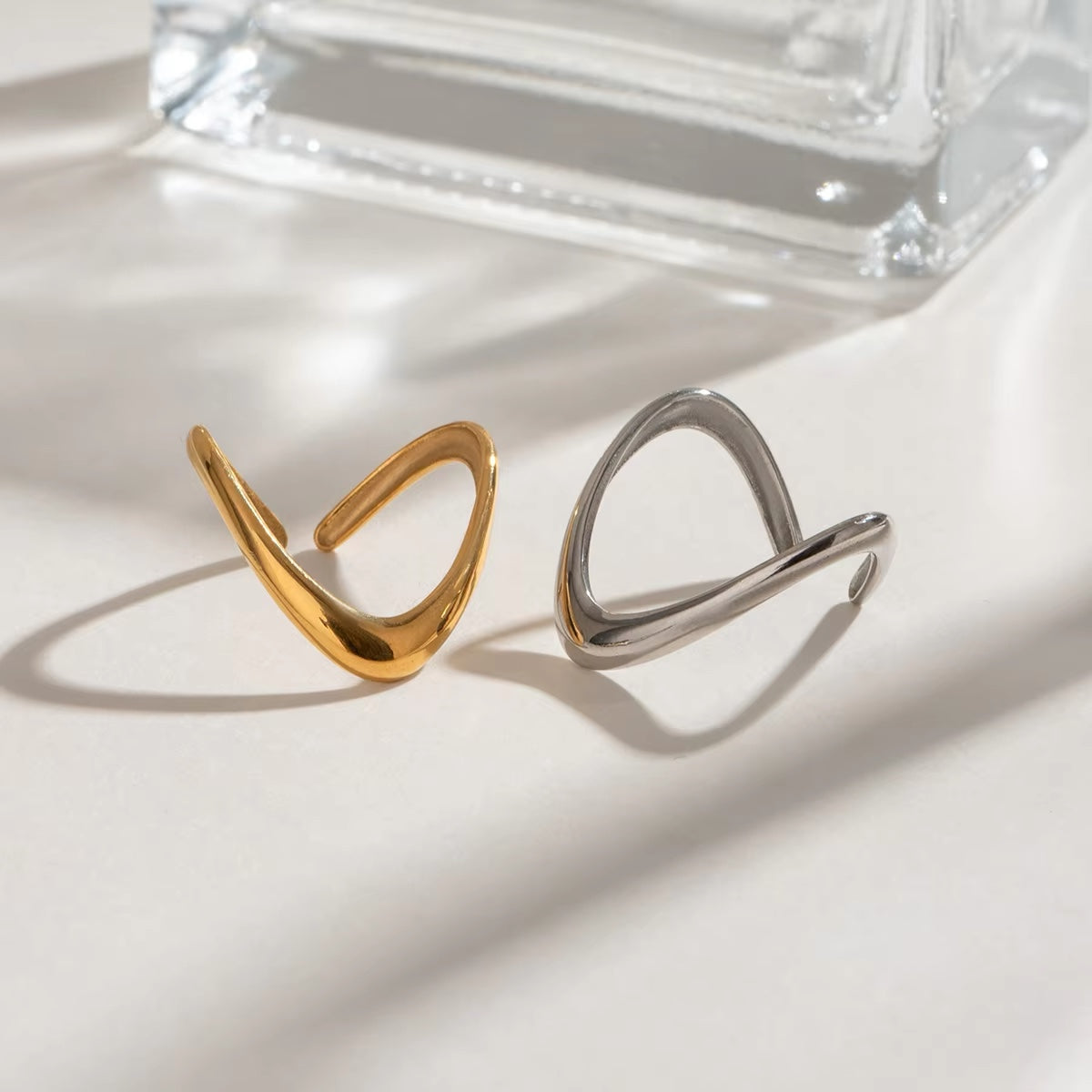 Sia Band Ring