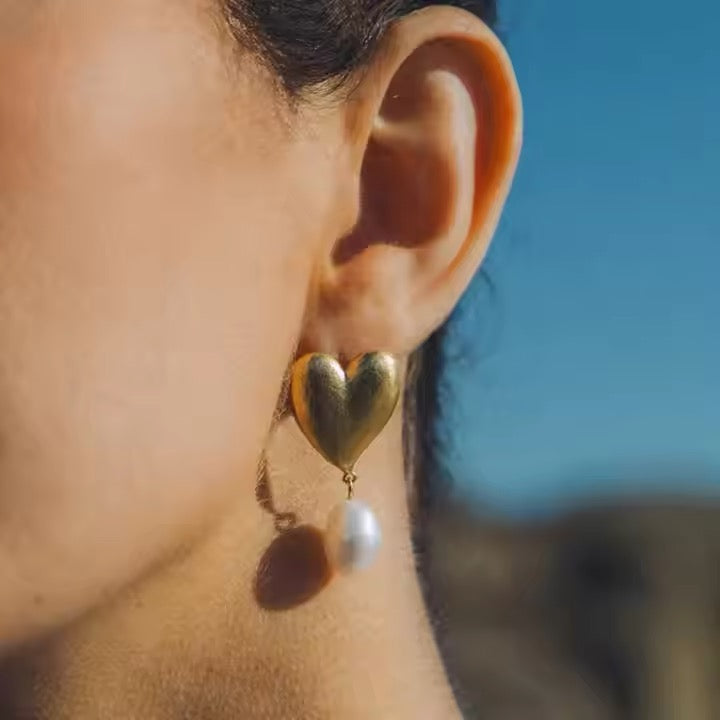 Kathrine Pearl Heart Earrings