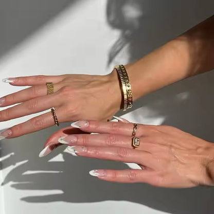 Cleopetra Band Ring