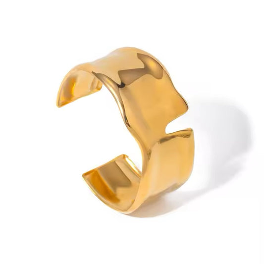 Kriss Iconic Gold Band Bracelet