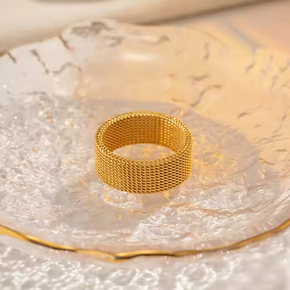 Cleopetra Band Ring