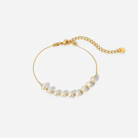 Poisoned Pearl Bracelet ( Natural Pearl)