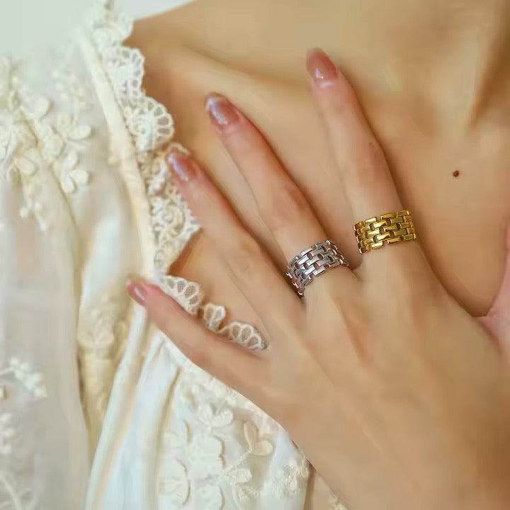 Fiona Ring ( Adjustable)