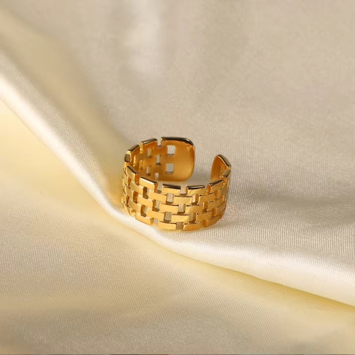 Fiona Ring ( Adjustable)