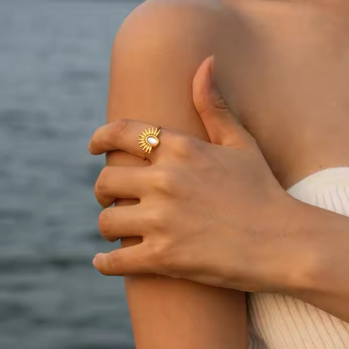 Sunburnt Aurora Stone Ring (Adjustable)