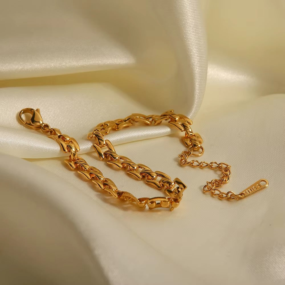 Heather Link Bracelet