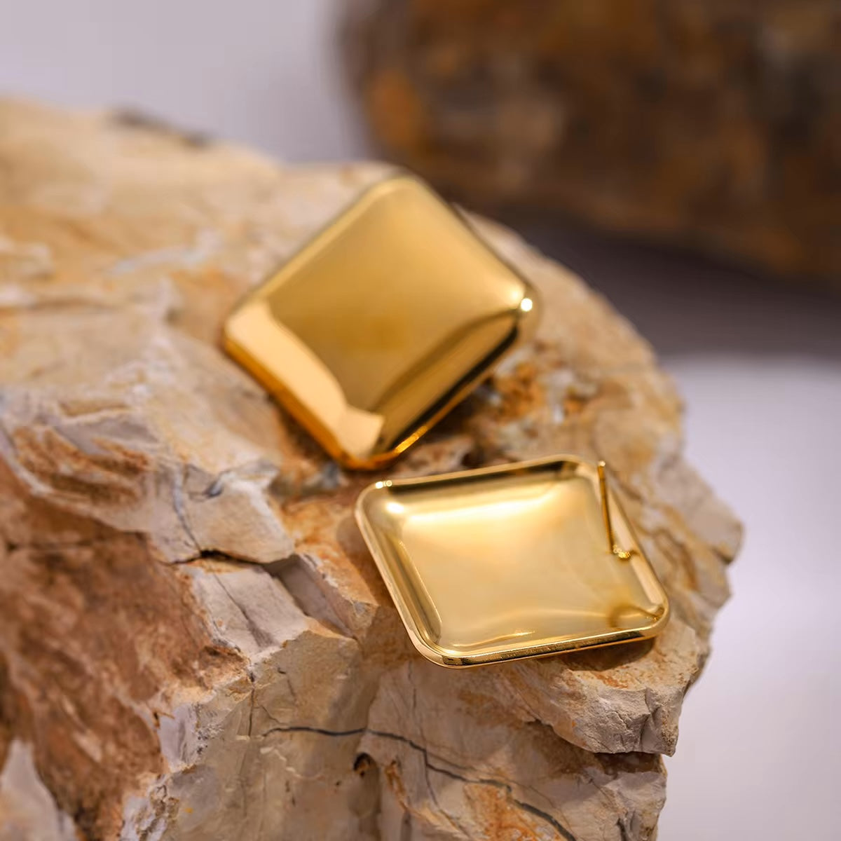Ada Square Studs (PE35)