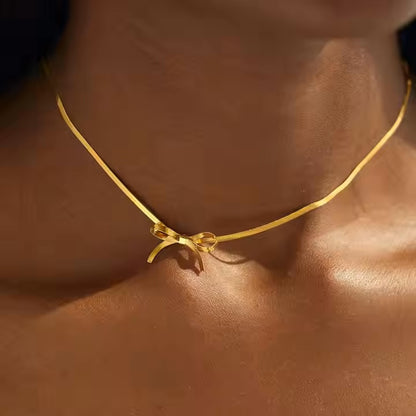 Clara Bow Necklace