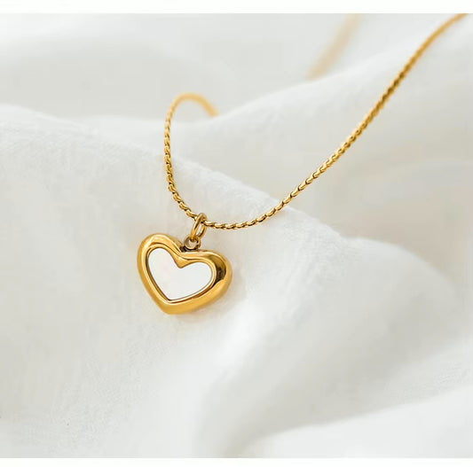 Reign Mini Heart